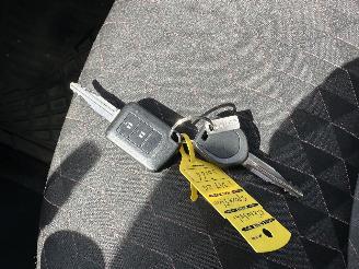 Mitsubishi Space-star 1.0i 71pk Cool+ 5drs - nap - airco - elektr pakket - licht + regensensor - facelift - 4x nieuwe banden picture 27