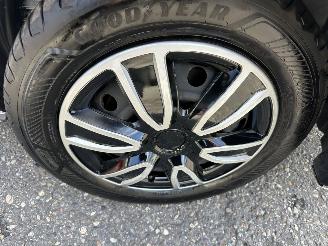 Mitsubishi Space-star 1.0i 71pk Cool+ 5drs - nap - airco - elektr pakket - licht + regensensor - facelift - 4x nieuwe banden picture 60