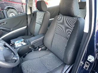 Toyota Corolla-verso 1.6 VVT-i 110pk Terra - 197dkm nap - airco - cruise contr - pdc - elektr spiegels + ramen voor - all season picture 14