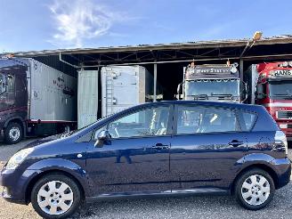 skadebil auto Toyota Corolla-verso 1.6 VVT-i 110pk Terra - 197dkm nap - airco - cruise contr - pdc - elektr spiegels + ramen voor - all season 2009/2