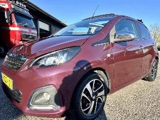 Peugeot 108 1.0 e-VTi 69pk Première CabrioTop picture 2