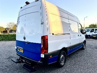 Mercedes Sprinter Gereserveerd 316 2.2 CDI 163pk 7-traps aut + f1 L2/H2 - nap - navi - camera - zwarte hemel - trekh - elektr pakket - 4x Michelin picture 5