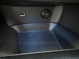 Peugeot 3008 1.2T PureT 131pk 6-bak GT-Line - 54dkm nap - pano - sfeerverl - keyless - camera - line + side + front assist picture 45