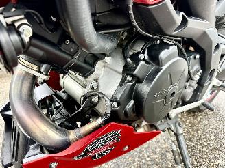 Aprilia  SHIVER 900 - led knipperlichten - drive modus - carbon spatbord - verstelbaar achterveer - stickersset picture 28