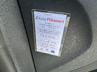 Volvo V-40 1.6 T4 179pk automaat Summum - xenon - navi - camera - keyless - front + line + side assist picture 57