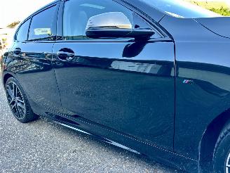 BMW 1-serie M135i xDrive 306pk aut + f1 High Exe M-Sport Performance - pano - nap - hud - harman/kardon - keyless - kuipstoelen picture 101