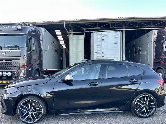 Damaged car BMW 1-serie M135i xDrive 306pk aut + f1 High Exe M-Sport Performance - pano - nap - hud - harman/kardon - keyless - kuipstoelen 2020/9