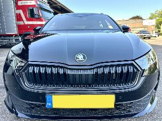 Skoda Octavia 1.5 TSI MHEV Aut + f1 Sportline - nap - 1e eig - navi - camera - inkl trekh - stuurverw - front + line + side assist picture 3