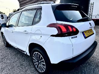 Peugeot 2008 1.2T 110pk PureTech Active - 96dkm nap - 1e eig - navi - clima - cruise - pdc v+a - volledig rijdbaar picture 7