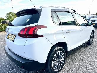 Peugeot 2008 1.2T 110pk PureTech Active - 96dkm nap - 1e eig - navi - clima - cruise - pdc v+a - volledig rijdbaar picture 5