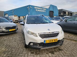 Peugeot 2008 AUTOMAAT  1.6 VTi  Allure leer,pann,navi, rijdbaar picture 6
