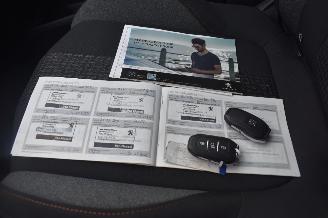 Peugeot 3008 1.2 Puretech Active Pack 131Pk *Navi/Clima/Camera picture 16