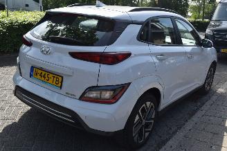 Hyundai Kona 64Kwh Comfort 204Pk  3FASE 100% SOH *Navi/Clima/Camera picture 3