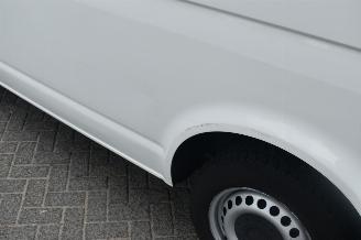 Volkswagen Transporter 2.0 tdi L2H1 MARGE Tendline 9 personen 84Pk *Airco picture 18