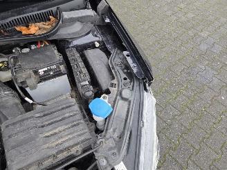 Volkswagen Taigo AUTOMAAT / R-LINE picture 6