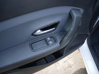 Renault Express  picture 13