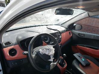 Hyundai I-10  picture 11