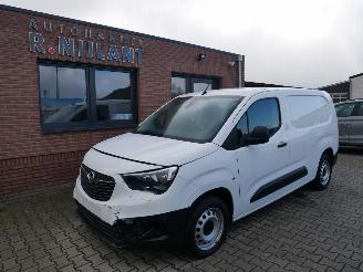 skadebil auto Opel Combo L2 H1 EDITION. 2022/1