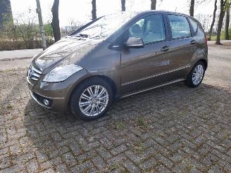 Mercedes A-klasse A 180 ELEGANCE BI-XENON SCHUIFDAK AUTOMAAT picture 1