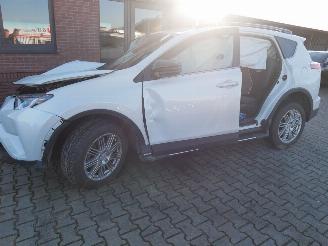 Toyota Rav-4 HYBRID EDITION S 4X4 picture 2