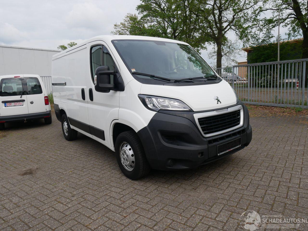 Peugeot Boxer L1H1 Medicijnen Transport