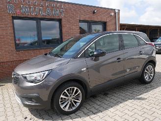 damaged passenger cars Opel Crossland 120 JAHRE 2019/5
