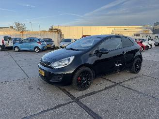 skadebil auto Kia Rio 1.2 CVVT PLUS PACK 2012/8