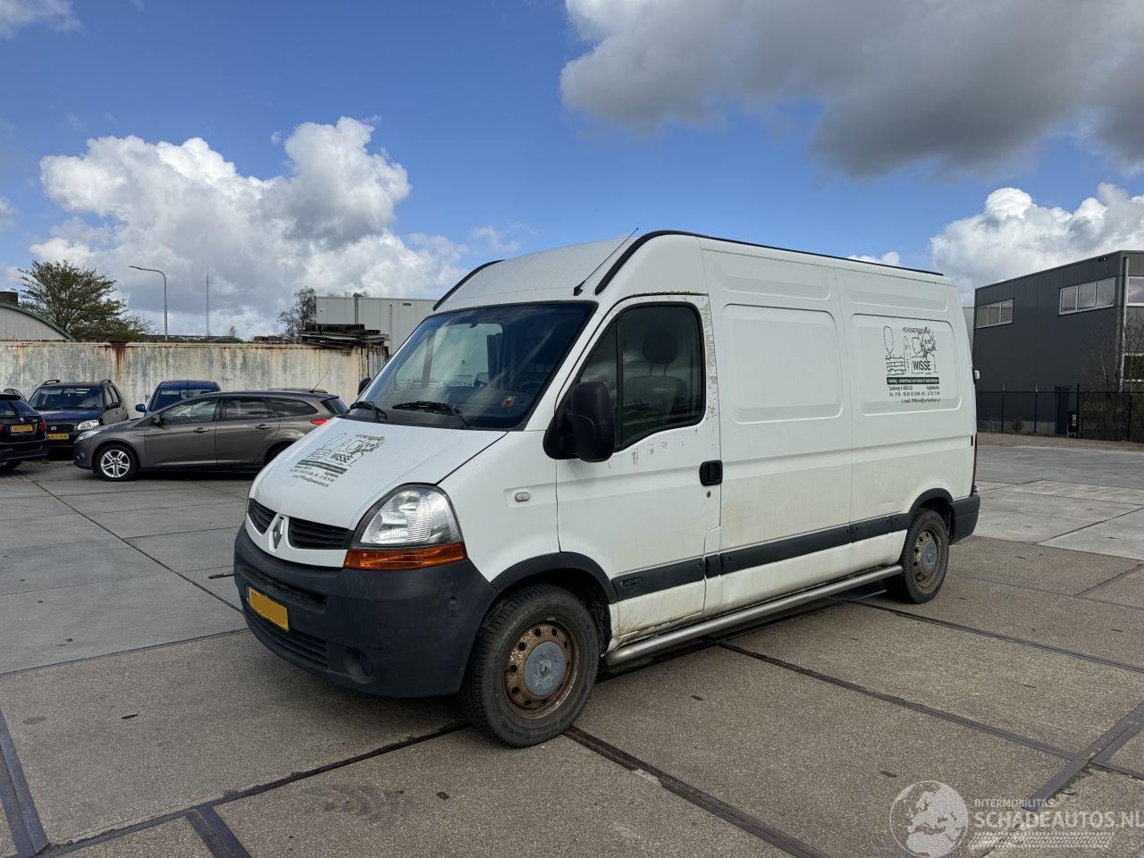 Renault Master T35 2.5 DCI  L2 H2