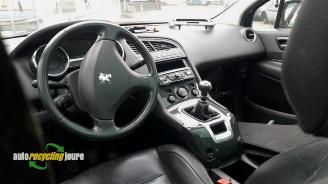 Peugeot 5008 5008 I (0A/0E), MPV, 2009 / 2017 1.6 THP 16V picture 15