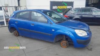 škoda osobní automobily Kia Rio Rio II (DE), Hatchback, 2005 / 2011 1.4 16V 2006/1