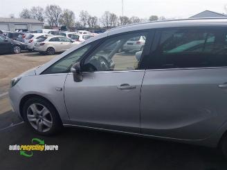 Opel Zafira Zafira Tourer (P12), MPV, 2011 / 2019 1.6 16V CNG ecoFLEX Turbo picture 16