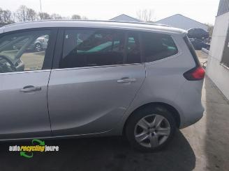 Opel Zafira Zafira Tourer (P12), MPV, 2011 / 2019 1.6 16V CNG ecoFLEX Turbo picture 15