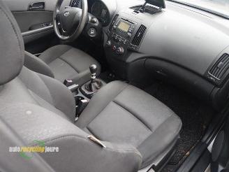 Hyundai I-30 i30 (FD), Hatchback, 2007 / 2011 1.4 CVVT 16V picture 7