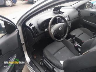 Hyundai I-30 i30 (FD), Hatchback, 2007 / 2011 1.4 CVVT 16V picture 26