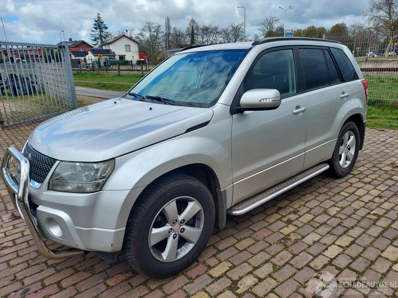 Suzuki Grand-vitara 4x4 +apk