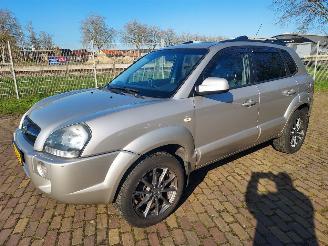 krockskadad bil auto Hyundai Tucson 4x4  2.0 Benzine + Apk 2009/10