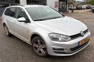 Schadeauto Volkswagen Golf AUTOMAAT  1.6 TDI Confortline + Apk 2014/7