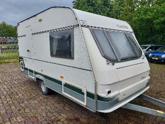 krockskadad bil caravan Chateau  GERESERVEERD   Calista 390 Voortent en luifel 1998/4