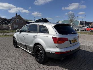 Audi Q7 4.2 V8 quattro 5+2 picture 8