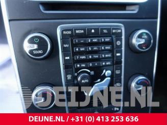 Volvo S-60 S60 II (FS), Sedan, 2010 / 2018 2.0 D4 16V picture 27