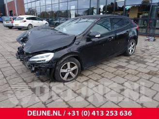 Volvo V-40 V40 (MV), Hatchback 5-drs, 2012 / 2019 2.0 D2 16V picture 3