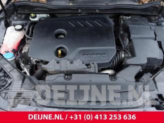 Volvo V-40 V40 (MV), Hatchback 5-drs, 2012 / 2019 1.6 D2 picture 35
