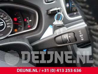 Volvo V-40 V40 (MV), Hatchback 5-drs, 2012 / 2019 1.6 D2 picture 28