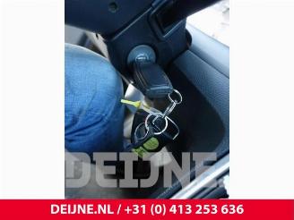 Volvo Xc-70 XC70 (SZ), SUV, 2000 / 2007 XC70 2.5 T 20V picture 28