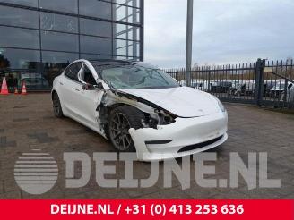 Uttjänta bilar auto Tesla Model 3 Model 3, Sedan, 2017 Long Range AWD 75 kWh 2020/5