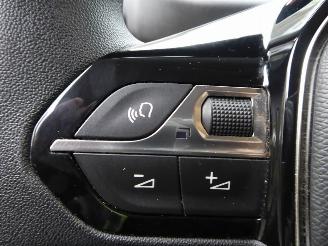 Peugeot Partner Premium L2 picture 17