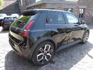 Renault 5 E-Tech Electric 150 Comfort Range Techno picture 5