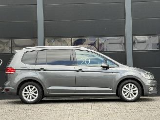 Volkswagen Touran 1.6 TDI Navi Camera * 7-PERS * Euro-6 picture 3