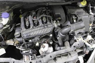 Peugeot 208  picture 25