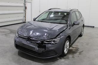 uszkodzony samochody osobowe Volkswagen Golf  2023/1